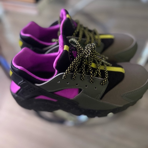 NIKE Huarache Run - Picture 4 of 16